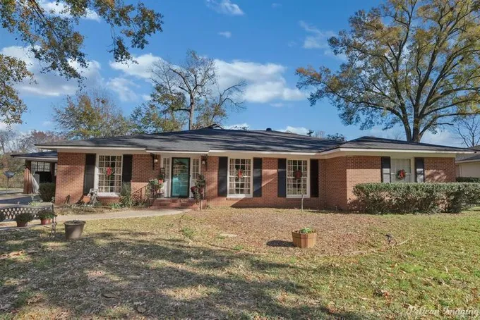 4503 Gilbert Dr, Shreveport, LA 71106 for Sale
