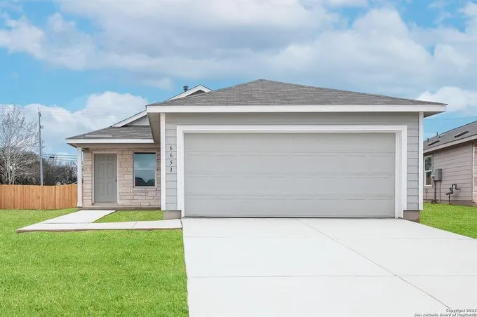200 Sosie Street, Marion, TX 78124 for Sale