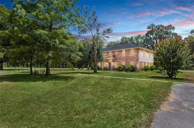 288 County Road 3373, CLEVELAND, TX 77327 for Sale