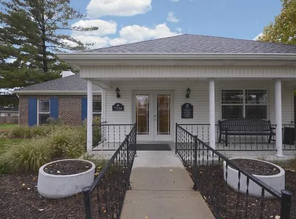 The Estates At Crystal Bay - 7136 Crystal Bay Dr E - Indianapolis, IN Apartments for Rent