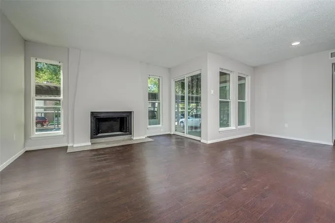 6050 Melody Ln #116, Dallas, TX 75231 for Sale