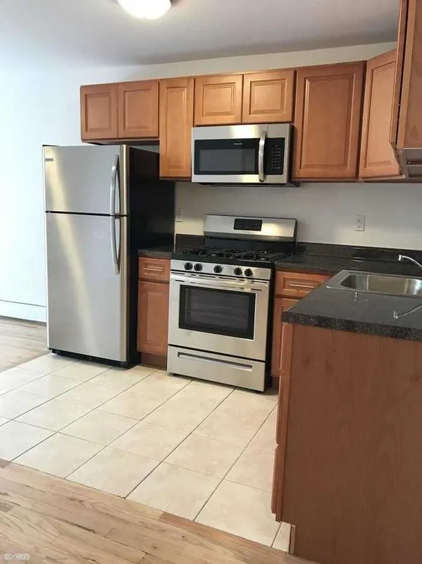 Allerton Ave & White Plains Road, Bronx, NY  2542 White Plains Road for Sale