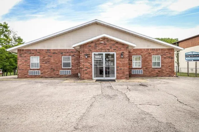 1809 W Historic Route 66, Waynesville, MO 65583 - MLS 24001071 for Sale