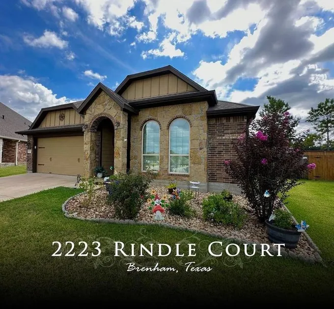 2223 Rindle Ct, Brenham, TX 77833 - MLS 33531638 for Sale