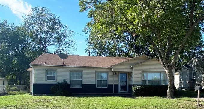 519 Richardson St, Jacksboro, TX 76458 for Sale