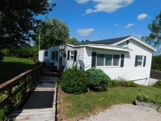 Chesapeake, Lawrence County, OH House for sale Property ID: 417402809