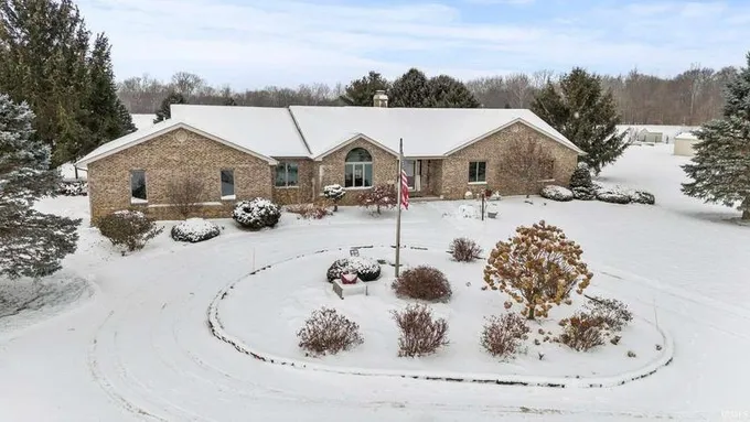 5784 County Road 427, Auburn, IN 46706  620139203 for Sale