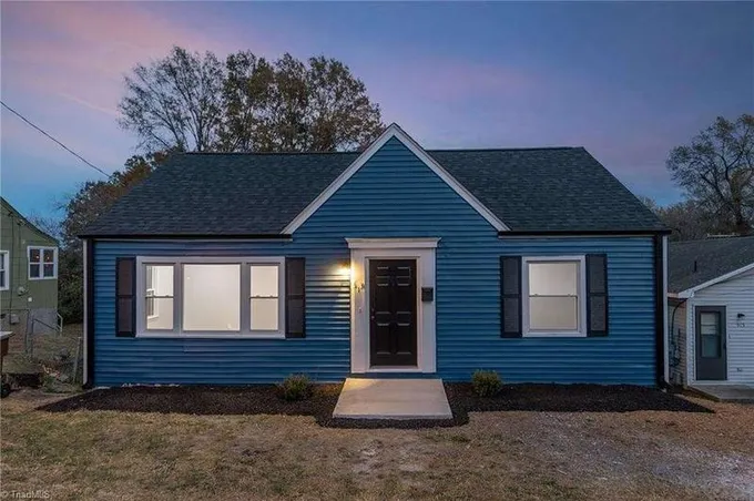 513 Lowdermilk Street, Greensboro, NC 27406  610014351 for Sale