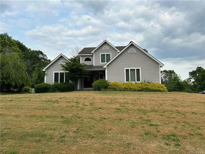 188 FROZEN RIDGE RD, Newburgh, NY 12550 Single Family Residence For Sale  MLS# H6283974