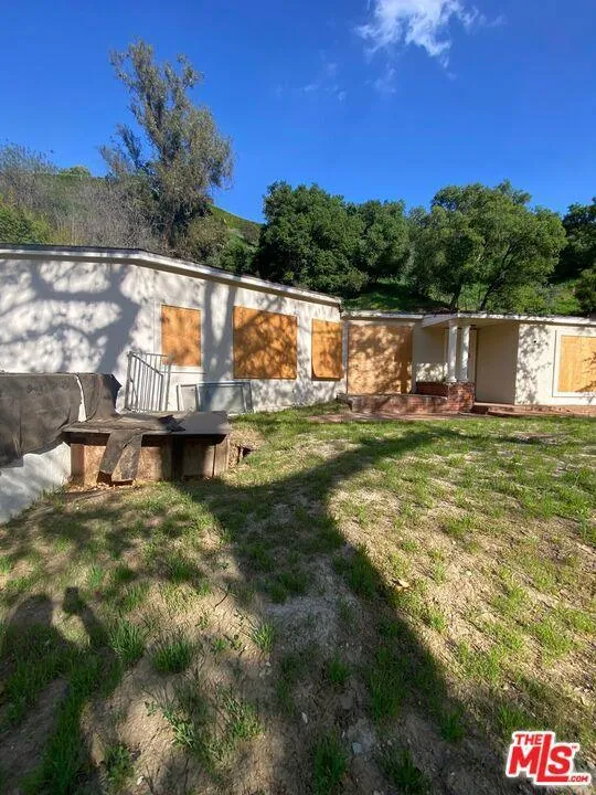 2534 Benedict Canyon, Beverly Hills CA 90210 for Sale