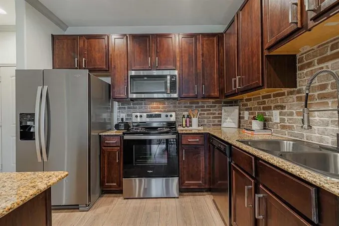 7777 Katy Fwy 0252, HOUSTON, TX 77024 for Sale