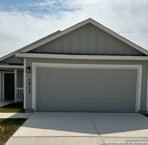 5813 Texas Spur, Seguin, TX 78155 for Rent