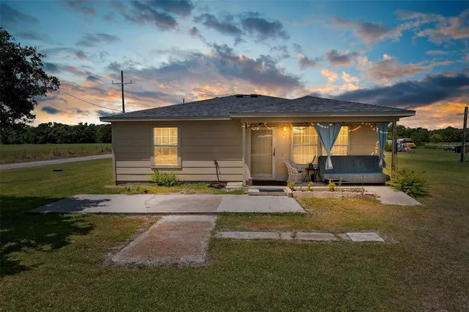 1255 E Mexico Rd, High Island, TX 77623 for Sale