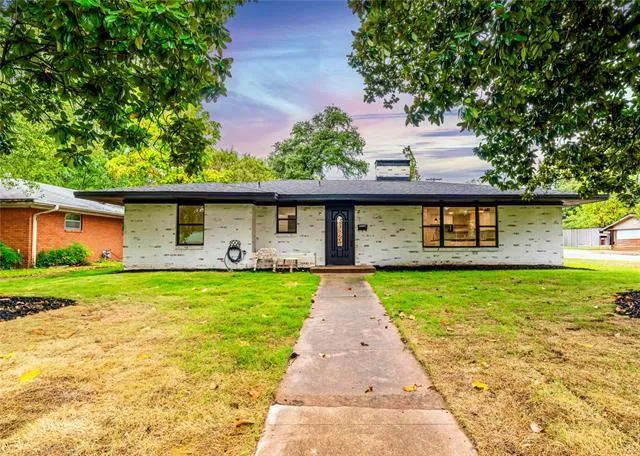 3195 MARGARET ST, Paris, TX 75460 Single Family Residence For Sale  MLS# 20445941