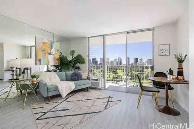 737 Olokele Avenue 1401, Honolulu HI 96816 for Sale