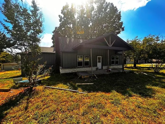 1534 E Texas St, Denison, TX 75021 for Sale