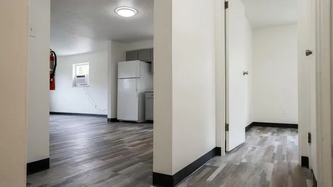 557 Farview Dr,  Eastwood Garden for Sale
