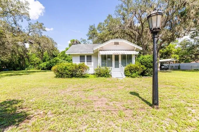 8905 N Orleans Ave, Tampa, FL 33604 - MLS T3457080 for Sale