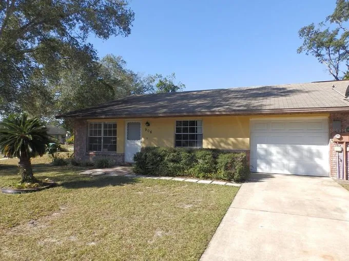 906 Marlboro Dr, Deland, FL 32724 - MLS V4933164 for Sale