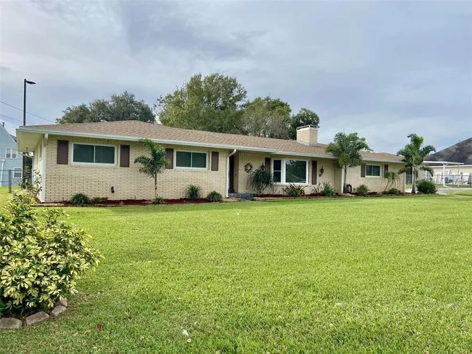 101 WOODLAND DRIVE, HAINES CITY, FL 33844  614724460 for Sale