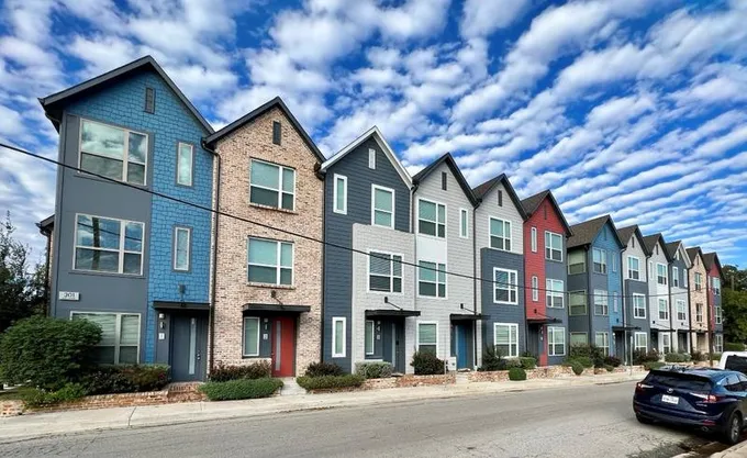 301 E Lamar St #11, Mc Kinney, TX 75069 - MLS 20466296 for Rent