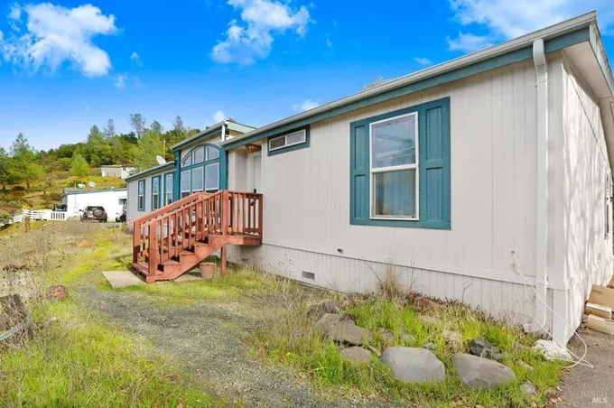 230 Lariat St, Pope Valley, CA 94567 - MLS 324000121 for Sale
