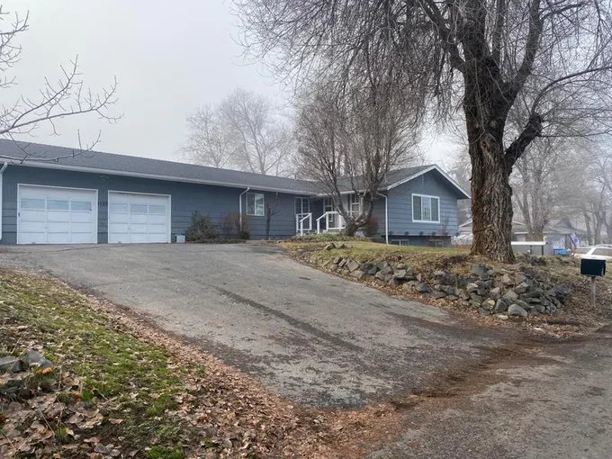 1130 Maple Street, Klamath Falls OR 97601 for Sale