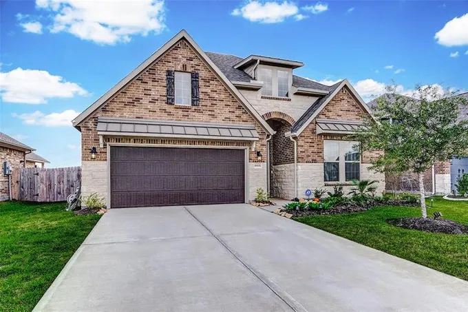 18806 Creek Forest Dr, Manvel, TX 77578 for Sale