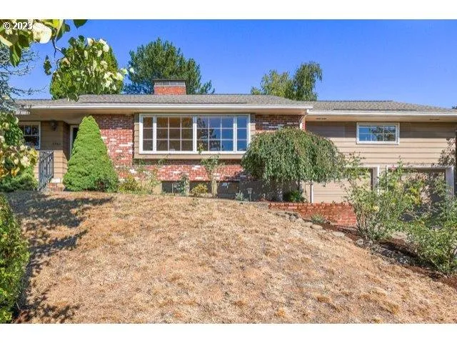 2560 SW 84TH AVE, Portland OR 97225 for Sale