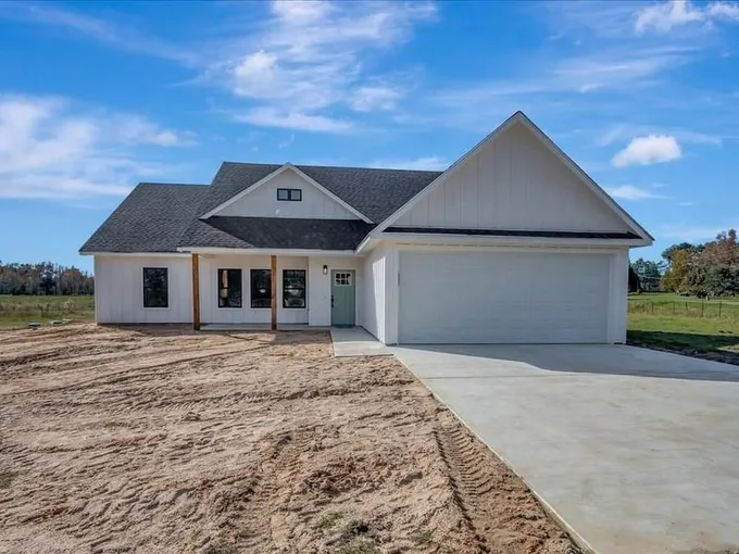 116 Royce Oliver, Lufkin, TX 75904 for Sale