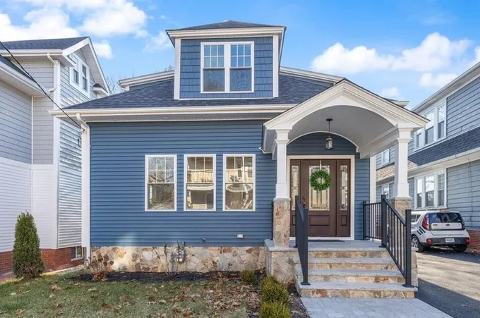 19 Sargent Ave, Providence, RI 02906 - MLS 1350220 for Sale