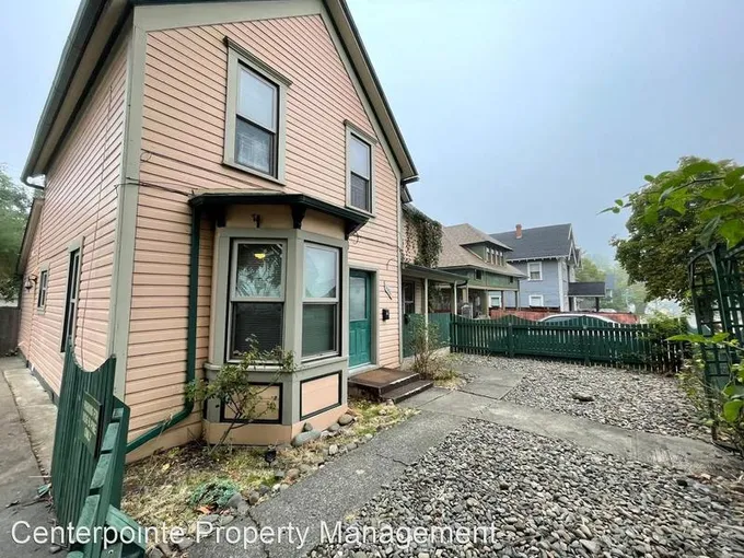 1106 SE Pine St. Unit #B  1106 SE Pine St. for Sale
