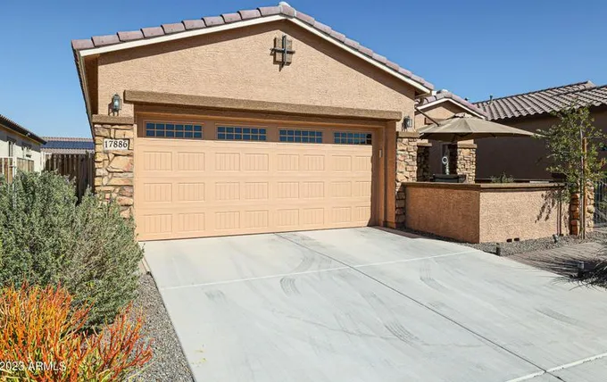 17886 W Silver Fox Way, Goodyear, AZ 85338 - MLS 6625635 for Sale