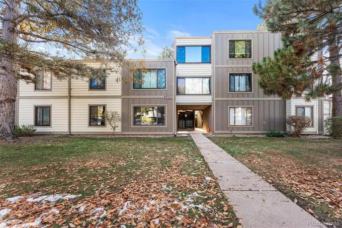 2525 S Dayton Way #2202, Denver, CO 80231  MLS# 1945437 for Sale