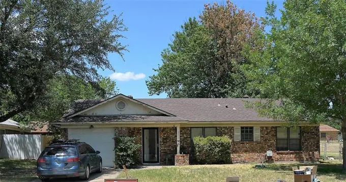 805 E Bovell St, CROWLEY, TX 76036 for Sale