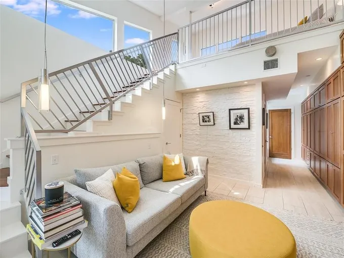 1621 W 12th St A, Austin, TX 78703 for Rent