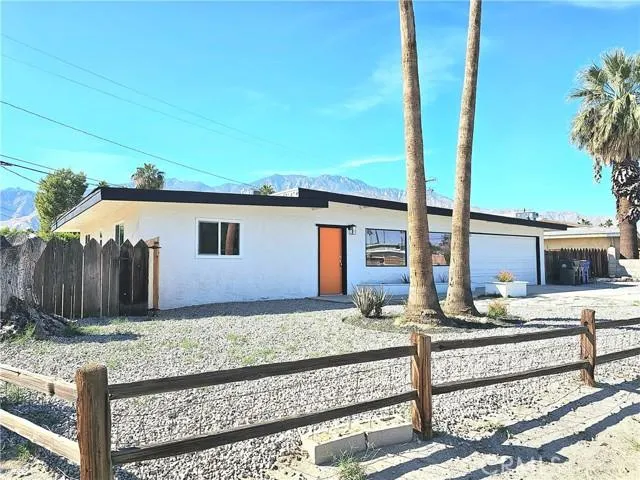 903 S Avenida Evelita, Palm Springs CA 92264 for Sale