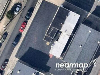 E Oak St for Sale