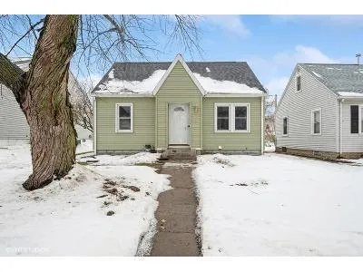 Bertch Ave for Sale