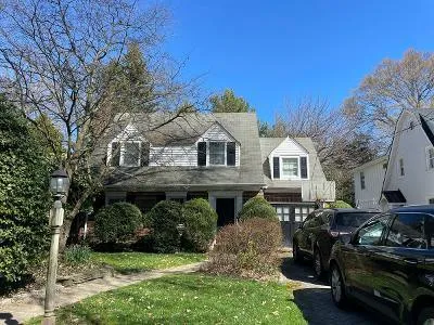 W Redman Ave for Sale