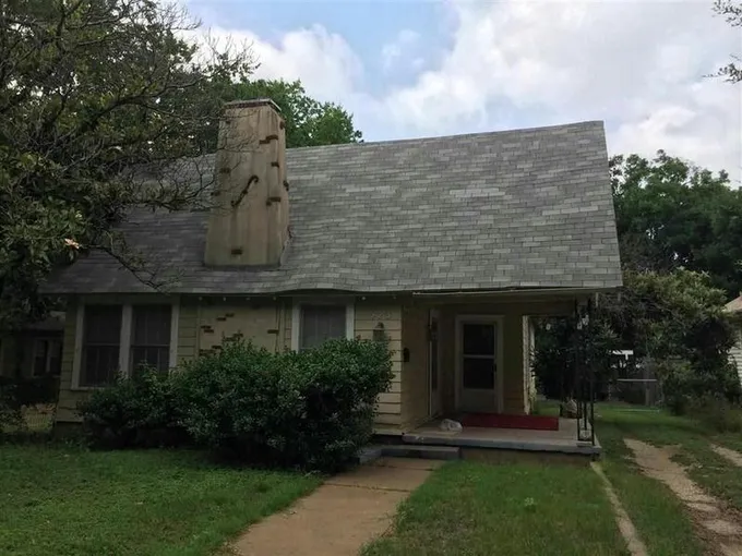 523 N 31ST ST, Waco, TX 76707 Single Family Residence For Sale  MLS# 216105