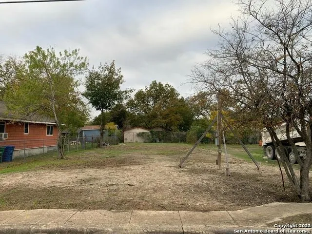 214 E DULLNIG CT, San Antonio, TX 78223 Single Family Residence For Sale  MLS# 1651766