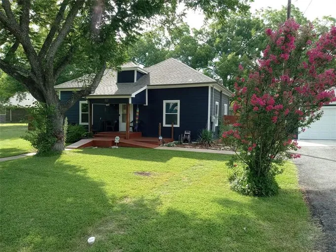 527 N Bois D Arc, Forney, TX 75126 for Sale