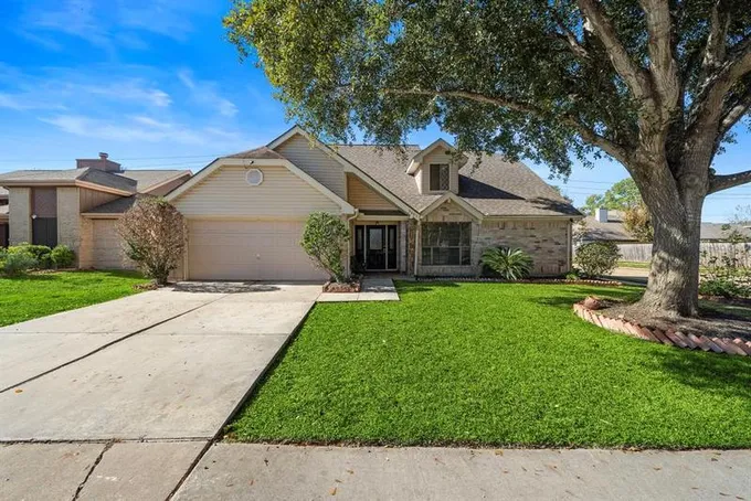 2431 Barrington Place Dr, Sugar Land, TX 77478 for Sale