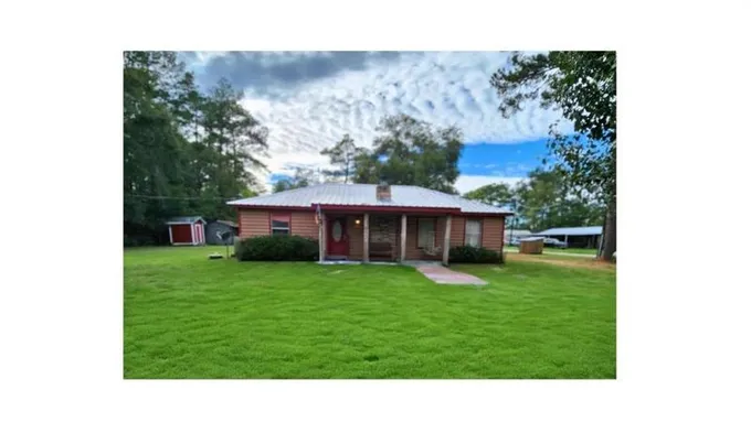 147 County Road 2043, Hull, TX 77564 for Sale