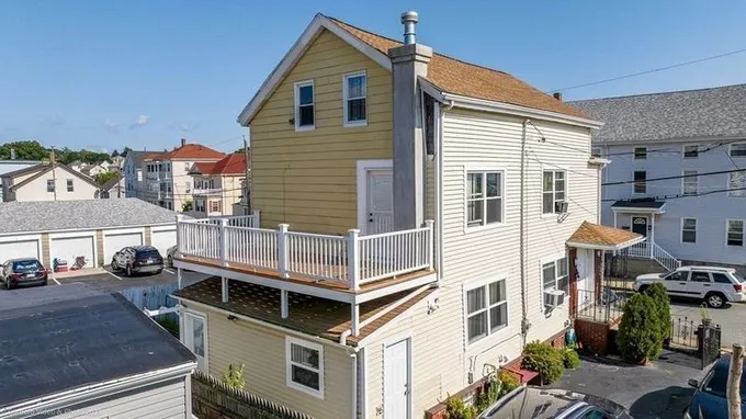Fall River, Bristol County, MA House for sale Property ID: 417124455