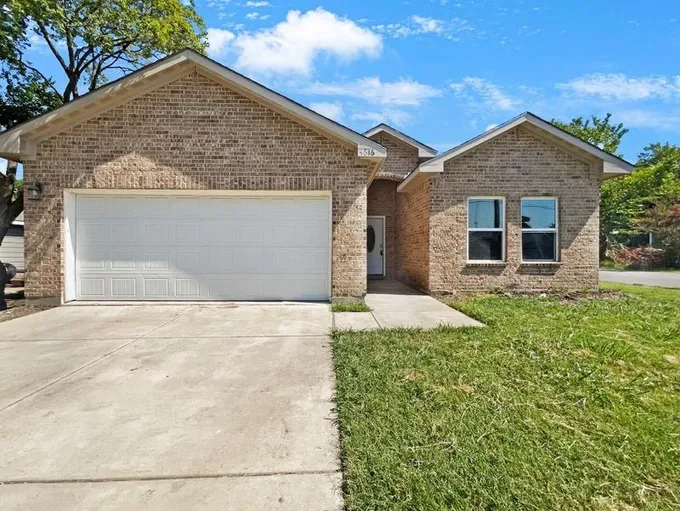 4616 Pickett St, Greenville, TX 75401 - MLS 20402943 for Sale