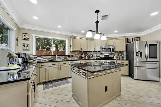 1903 Marysol Trl, Cedar Park, TX 78613 for Sale