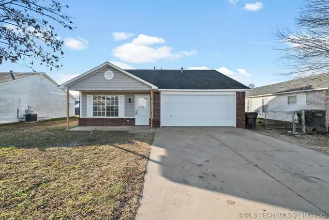 1925 BRISTOL RD, Claremore, OK 74017 Single Family Residence For Sale  MLS# 2344285