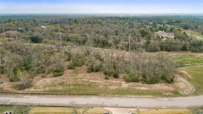 5205 Ruddy Duck Drive, College Station, TX 77845 for Sale